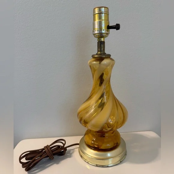 Mid Centry Modern Amber and White Swirl Murano 1960s’s Lamp Glass Empoli - Picture 1 of 11